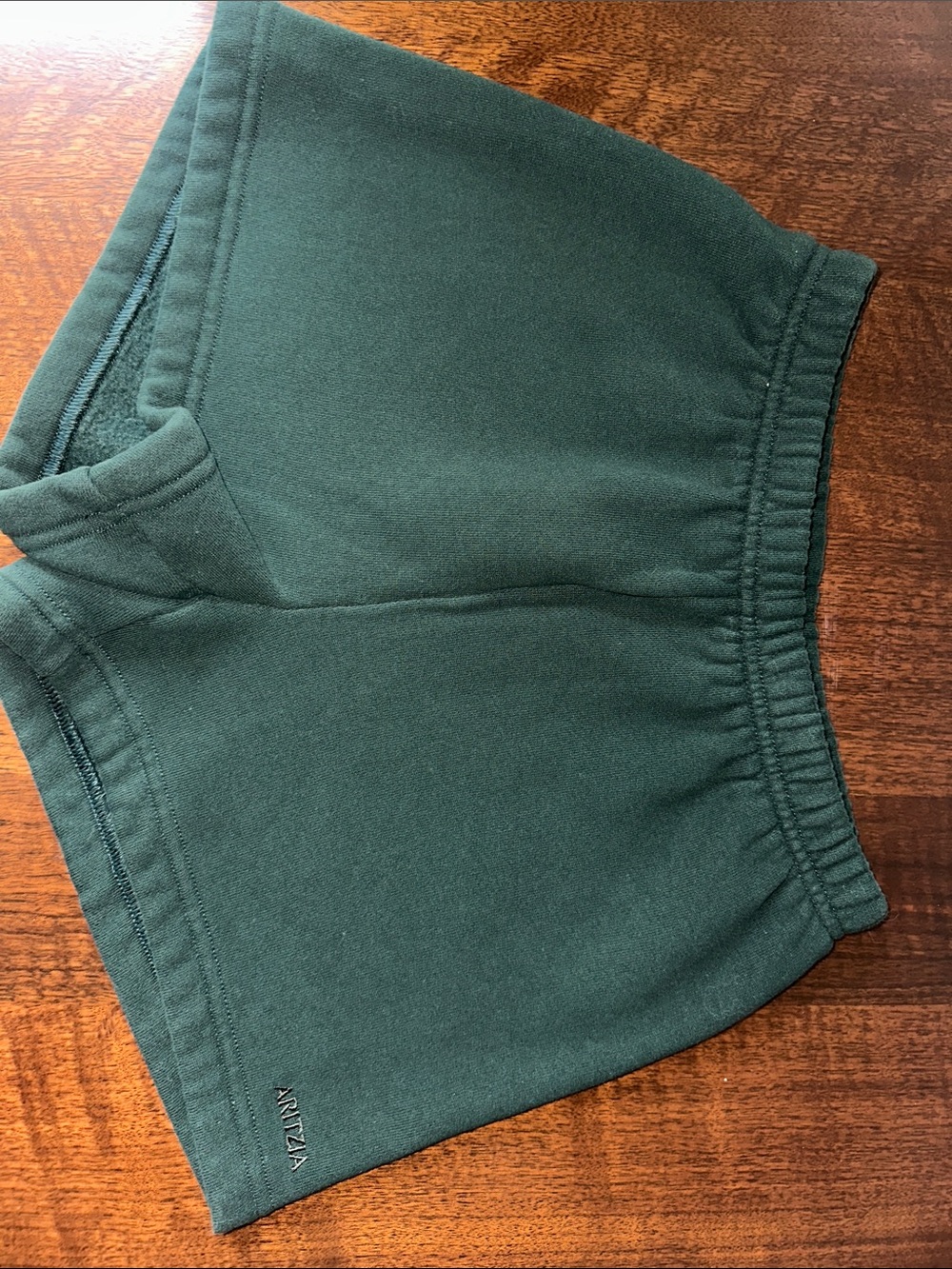 Aritzia Forest Green Women's Elastic Waist Casual Shorts